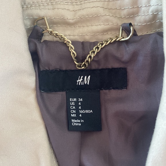 Khaki Trench! Classic! - Picture 3 of 8